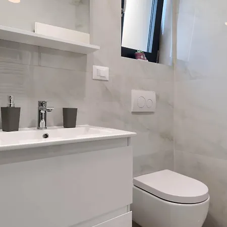 Nena - 3 Apartamento *